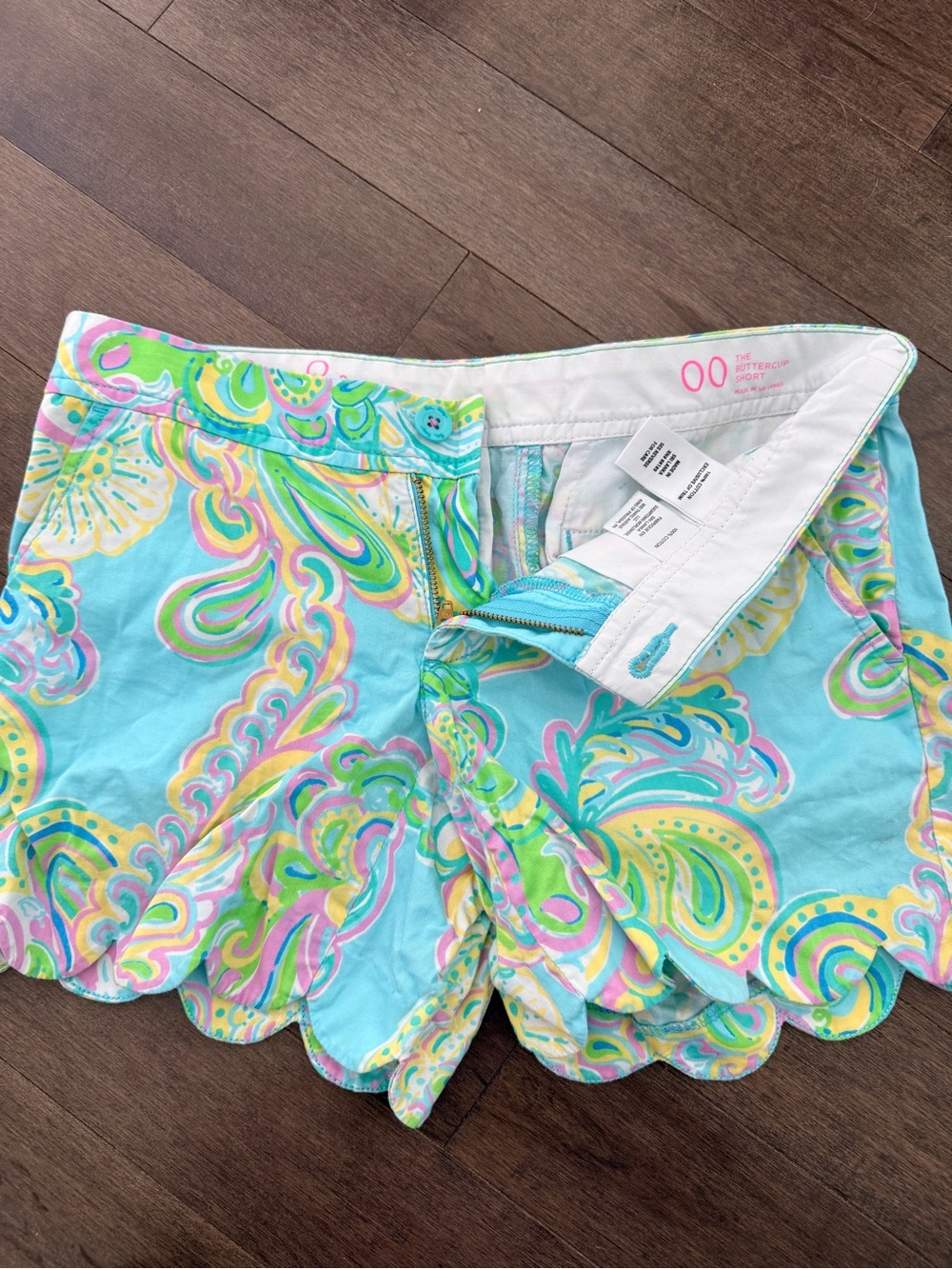Lilly Pulitzer Aqua Paisley Scallop Hem Buttercup Cotton Shorts